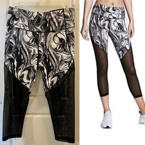 Victoria's Secret Sport Capri Marble Black Mesh Workout Yoga Legging - M…